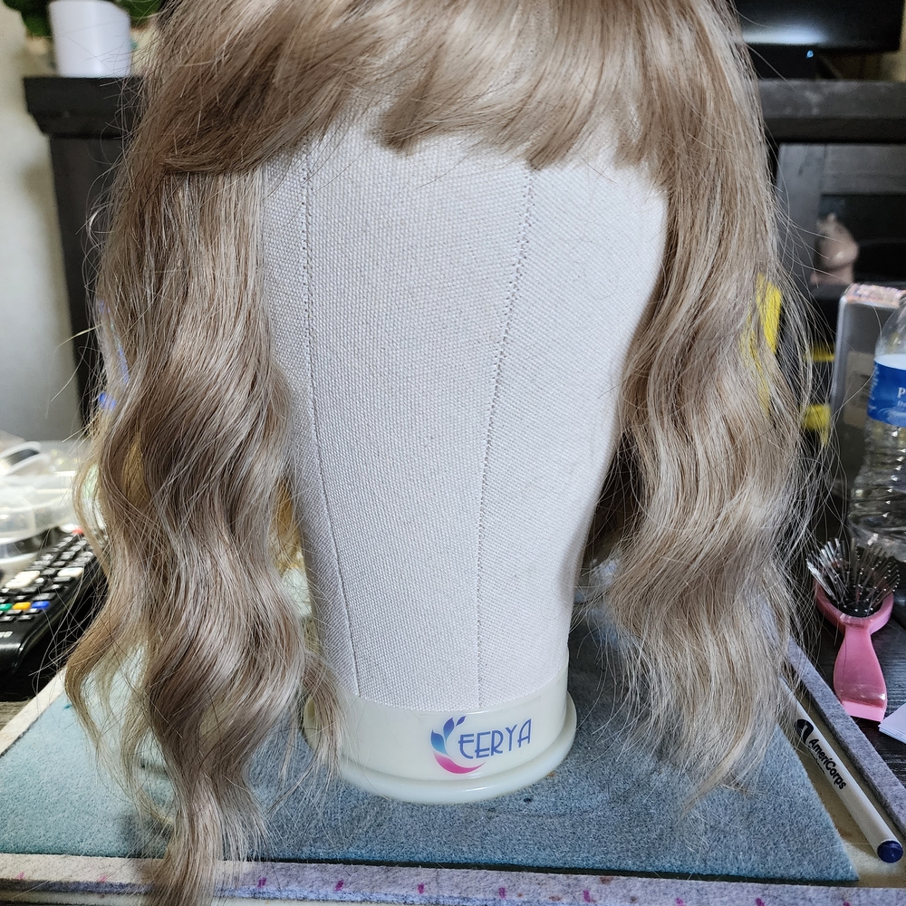 Women's Wavy Beach Blonde Wig